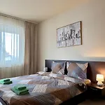 Gino's Place Home2host 公寓 班斯科